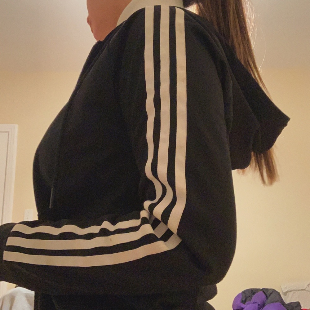 Adidas vintage jacket - Picture 2 of 4